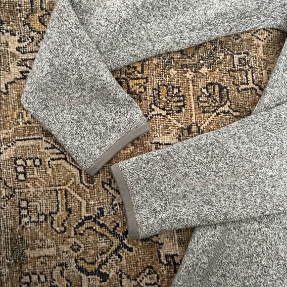 Women’s Patagonia Sweater - Picture 4 of 12